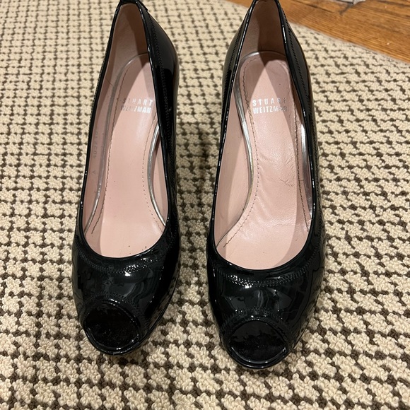 Stuart Weitzman black patent Size 8 open toed pump. Perfect condition. 3” heel - Picture 1 of 4